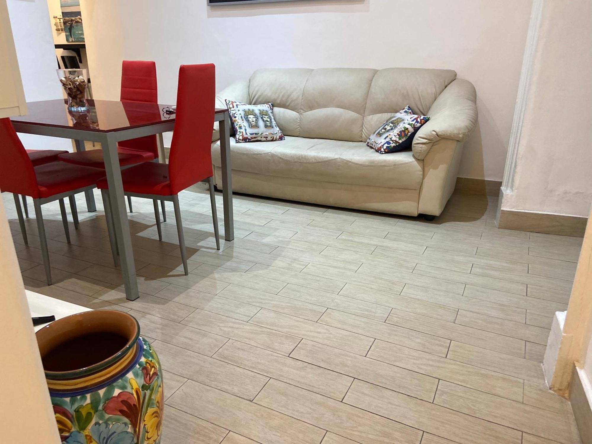 Casa Vacanza La Collegiata Catania Bagian luar foto