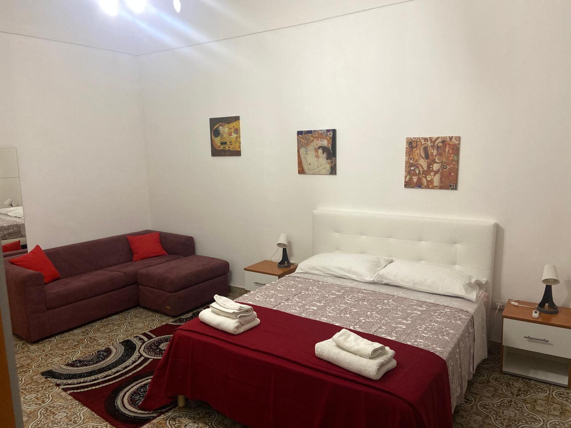 Casa Vacanza La Collegiata Catania Bagian luar foto
