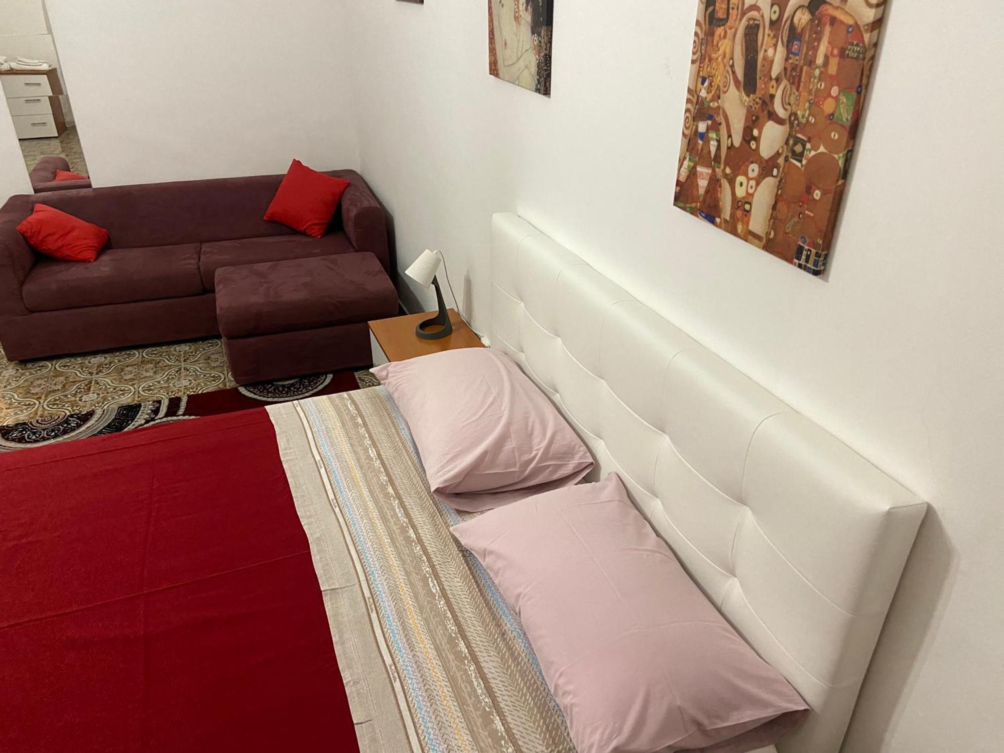Casa Vacanza La Collegiata Catania Bagian luar foto